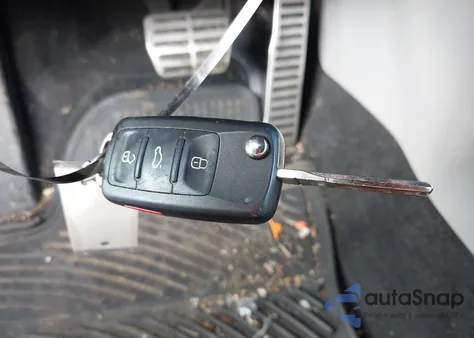 2017 Volkswagen Passat 1.8T R-Line from USA, damaged, VIN 1VWDT7A30HC044629